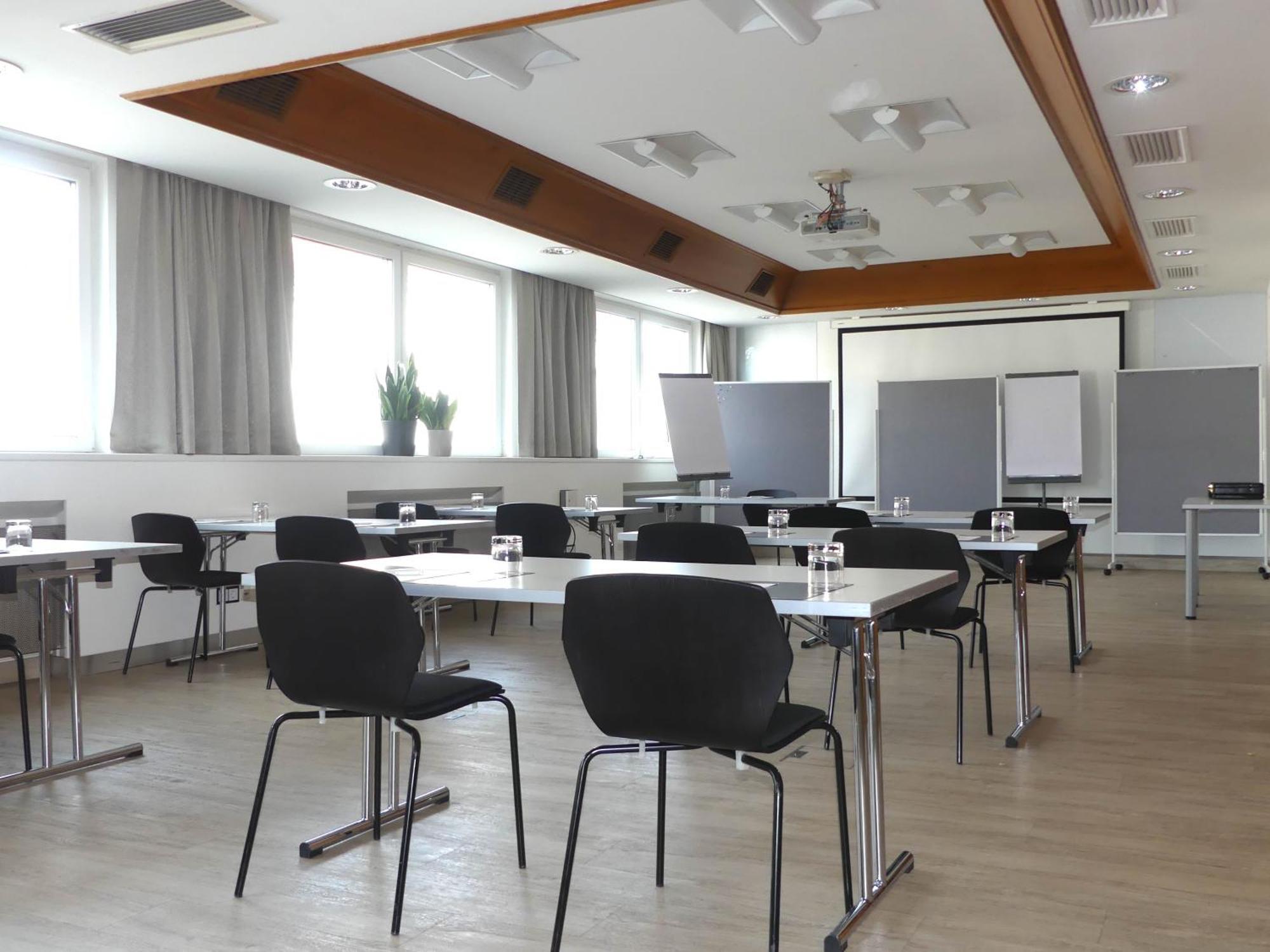 Das Reinisch Hotel - Near Vienna Airport Schwechat Exteriör bild