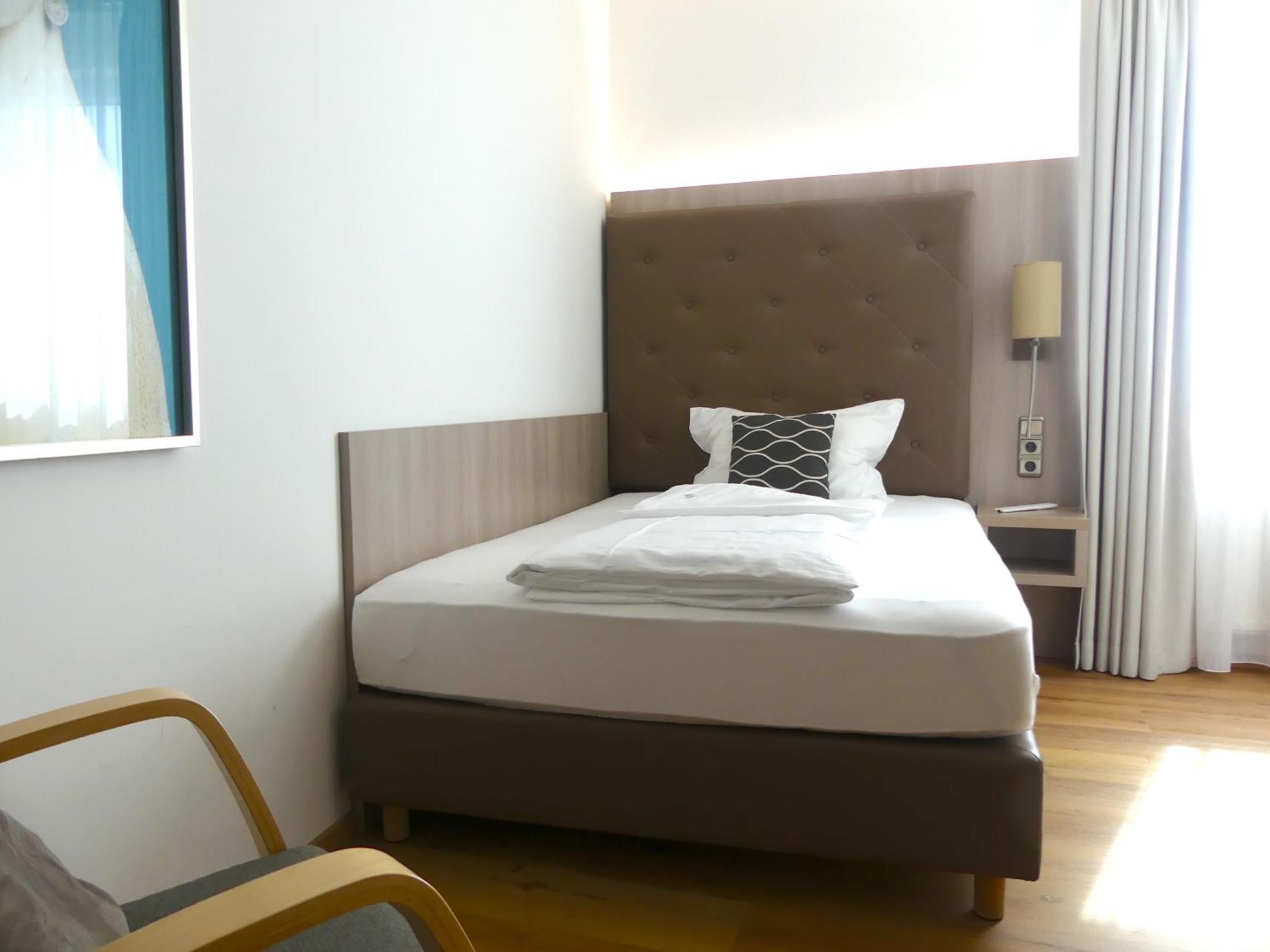 Das Reinisch Hotel - Near Vienna Airport Schwechat Exteriör bild