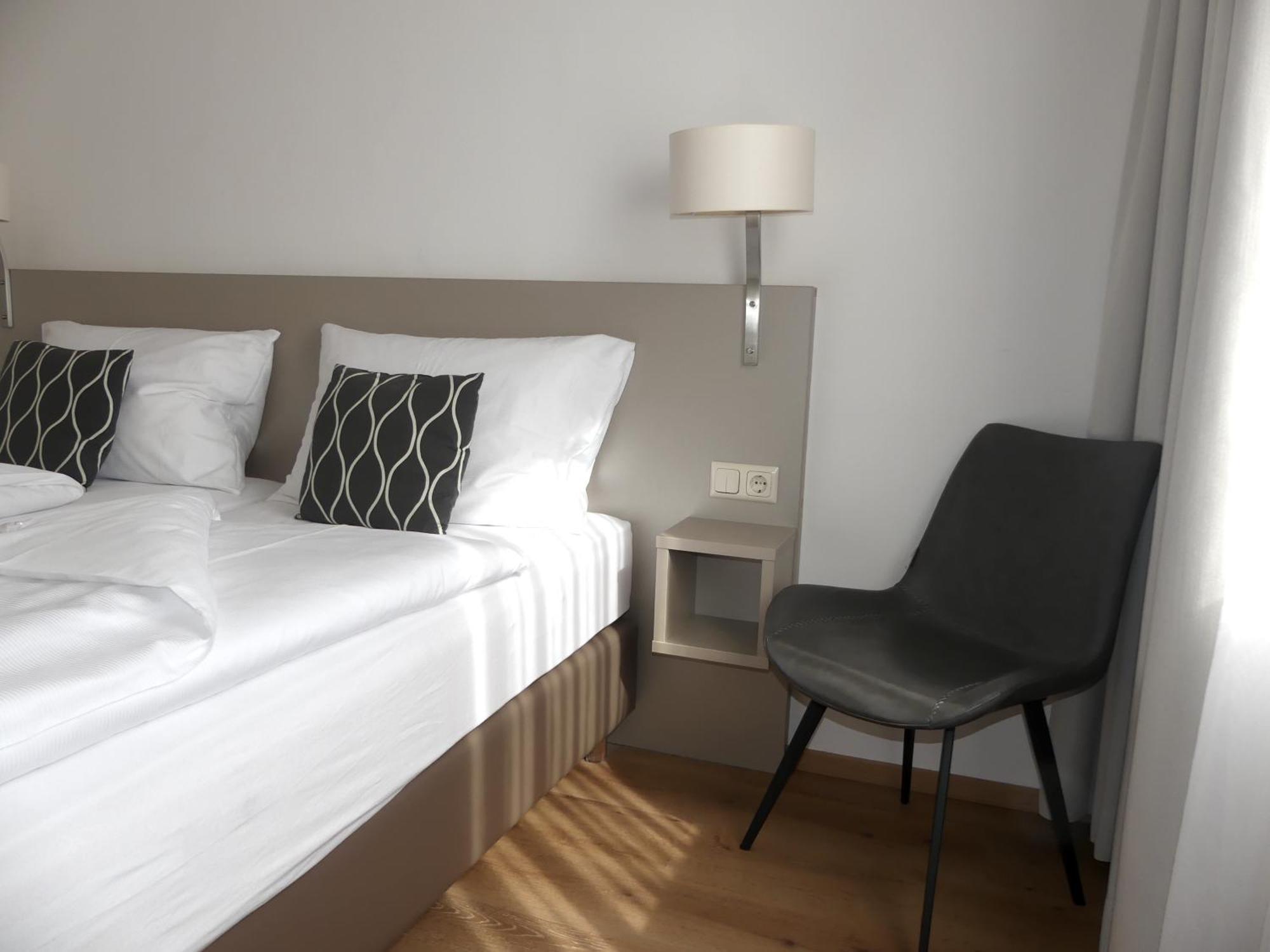 Das Reinisch Hotel - Near Vienna Airport Schwechat Exteriör bild