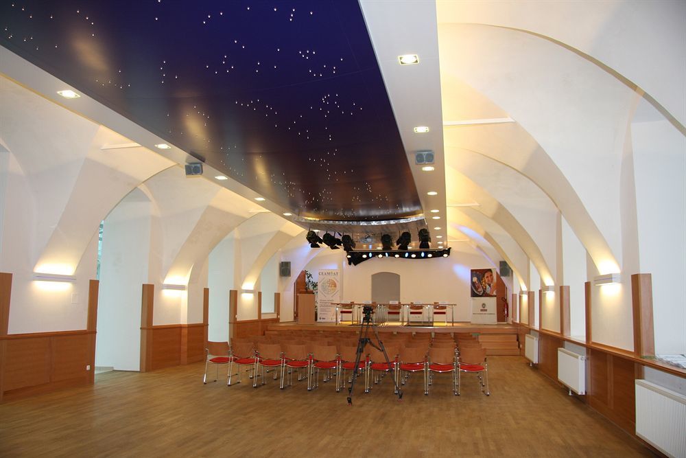 Das Reinisch Hotel - Near Vienna Airport Schwechat Exteriör bild